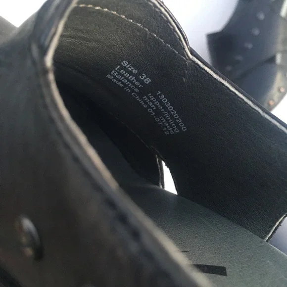 DANSKO Ryder Leather Studded Clog Block Heel Women EU 38 US 7.5 Black Adjustable - Picture 5 of 16